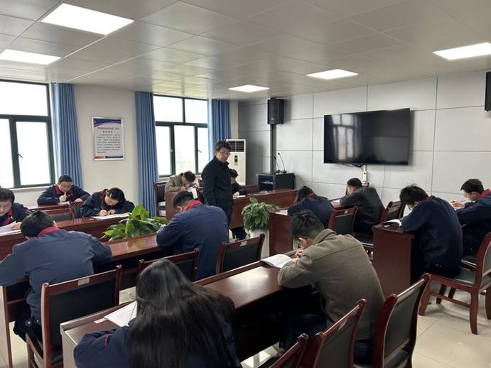 建材公司、檢測(cè)公司聯(lián)合開展管理人員業(yè)務(wù)提升考試