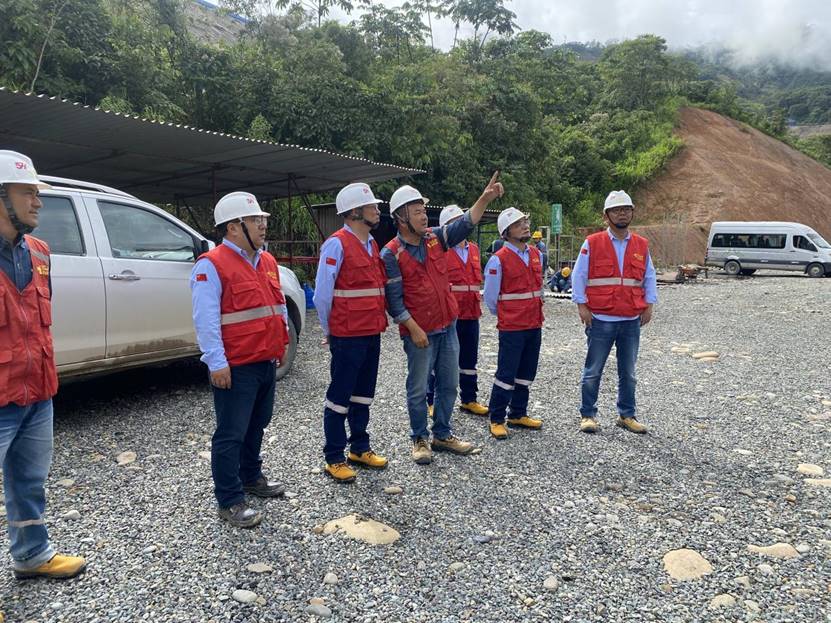 公司總經(jīng)理到厄瓜多爾分公司調(diào)研指導工作 公司總經(jīng)理到厄瓜多爾分公司調(diào)研指導工作